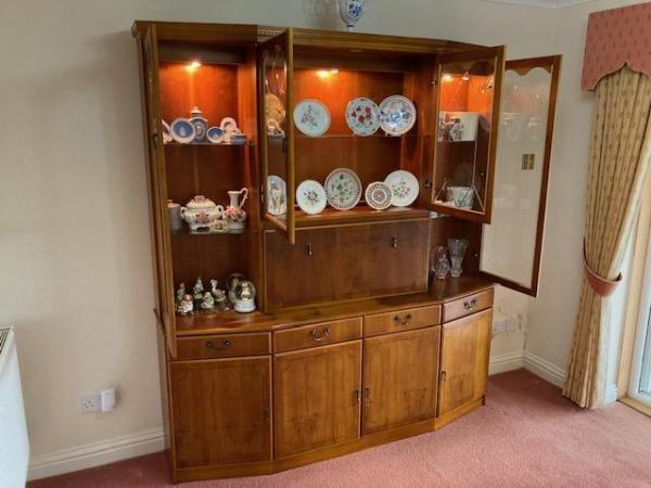 Image 2 of 'Yew' Dresser and Cocktail Bar