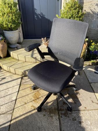 Image 1 of Office desk chair fully adjustable
