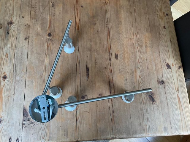 4 bulb downlight 30inches x 7 inches — photo 3 of 3