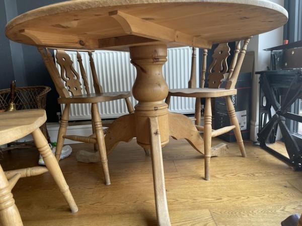 Image 2 of Kitchen/Dining table and chairs