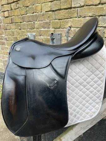 Image 3 of Kieffer 17.5” m/w dressage saddle black