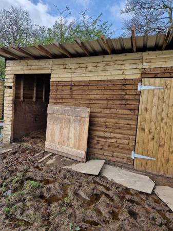 Image 1 of X3 stables and tack room for sale
