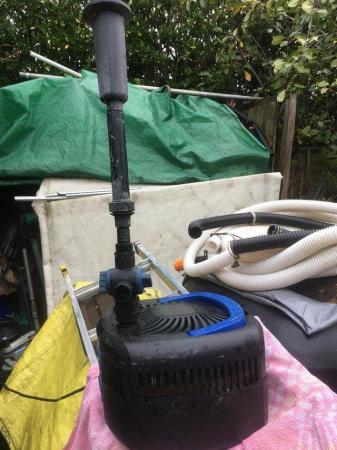 Image 1 of Fountain pond pump with UV and filter