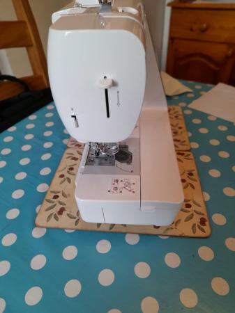 Image 2 of Brother innovis 280d sewing and embroidery machine