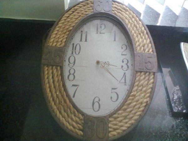 Image 2 of Wall Clock in Rope Design Excellent
