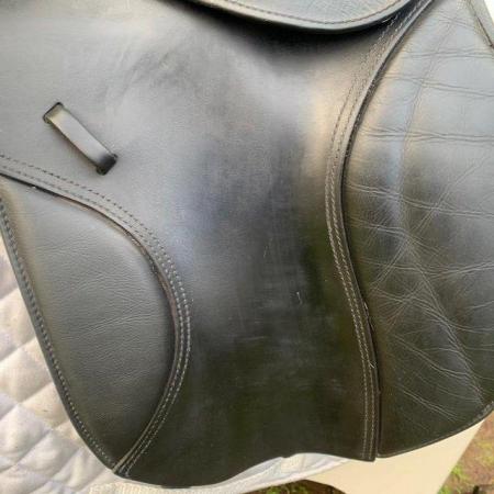 Image 9 of Kent And Masters 17 inch s series compact saddle
