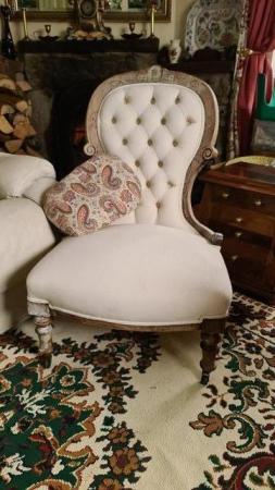 Image 3 of Vintage / Antique Cream Bedroom / Nursing Chair, Button Back