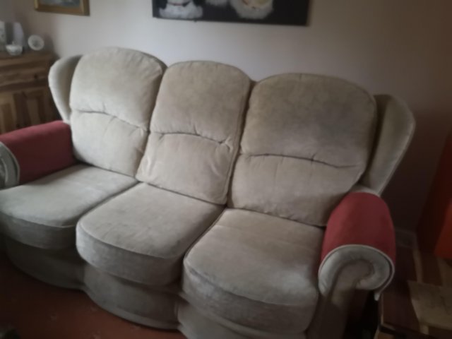 Preview of the first image of Free Sofa and Reclining Armchairs.