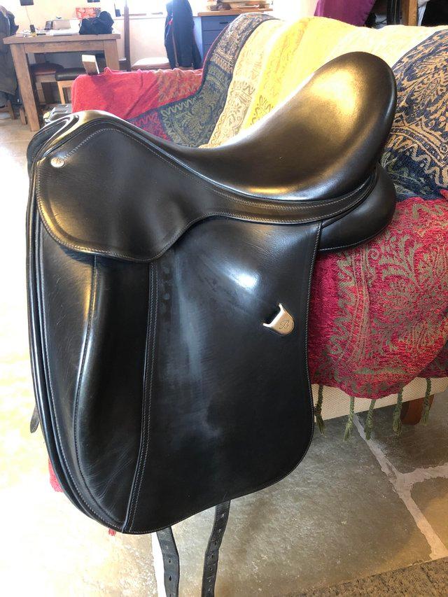 Preview of the first image of Bates Innova Black leather dressage saddle 17.5.