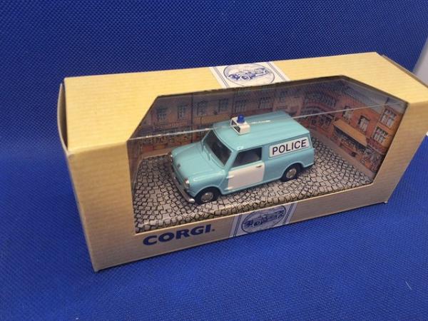 Image 3 of Corgi morris police mini van