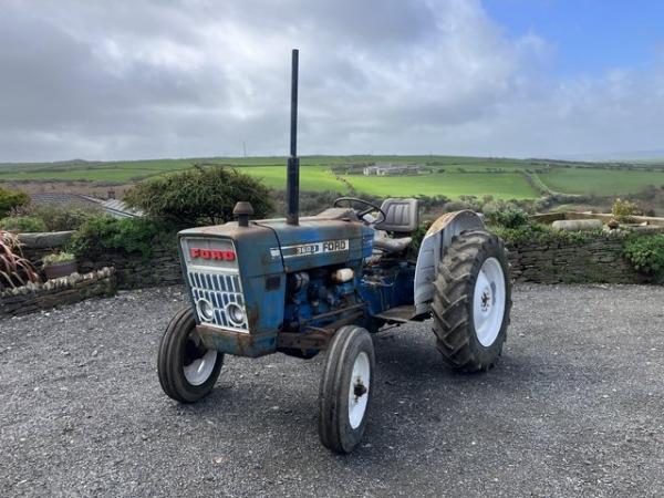 Image 1 of Ford 3600 tractor with v5