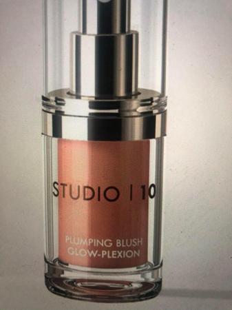 Image 2 of Studio10 plumping blush new boxed