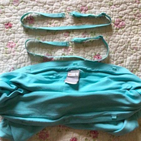 Image 18 of Pale Jade NIKE FIT DRY Multi-Way Sports Top, L, sz 14-16