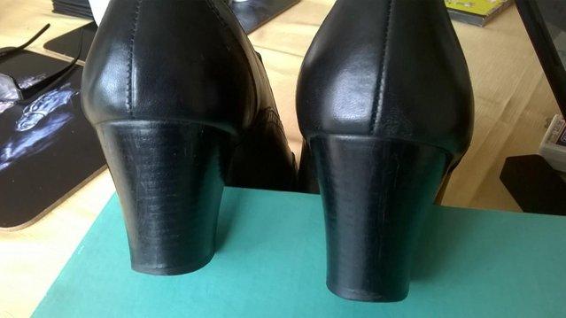 Image 2 of Womens Smart All Leather Shoes Size 39