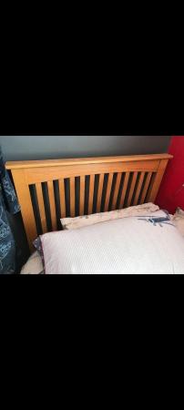 Image 2 of Single solid oak bed and trundle bed