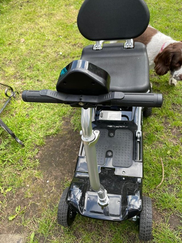 Preview of the first image of live well foldable mobility scooter.
