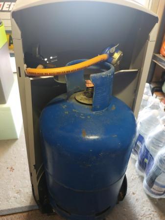 Image 1 of Portable gas fire with full gas bottle