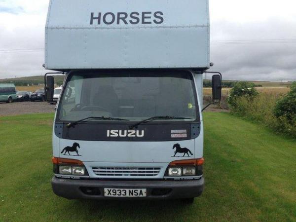 Image 1 of ISUZU HORSE BOX 7.5 T. IDEAL EXPORT OR UK USE IN VGC
