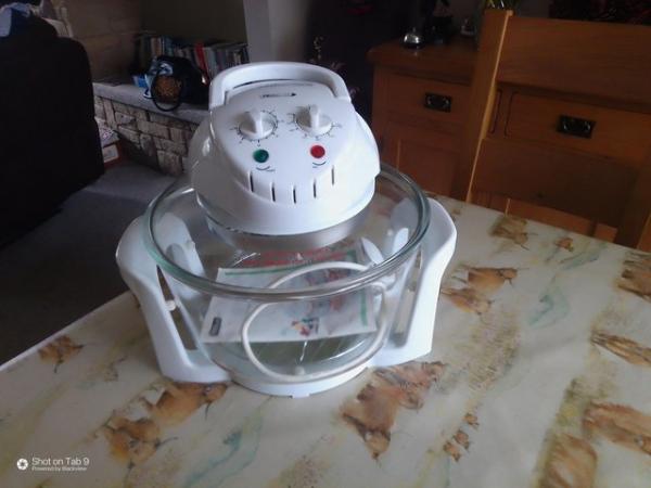 Image 1 of 12 Litre Halogen Oven with Instruction Book