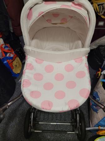 Image 1 of Leebruss Pram with Bassinet and chair