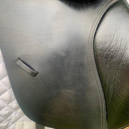 Image 10 of Kent & Masters 17 inch Cob saddle