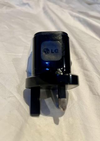 Image 1 of LG usb travel charger adapter 5V 1.2A