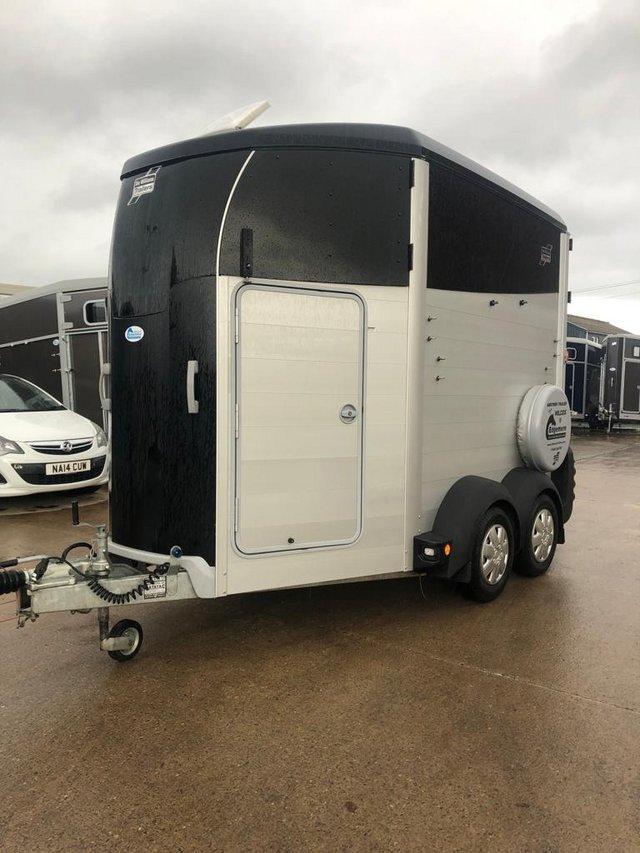 Preview of the first image of Ifor Williams Hbx506 horsetrailer.