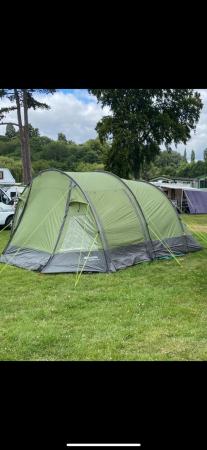 Image 2 of Eurohike rydal 600 6 man tent.