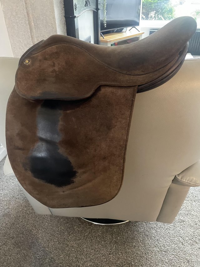 Preview of the first image of 15” Fylde Hayden saddle.