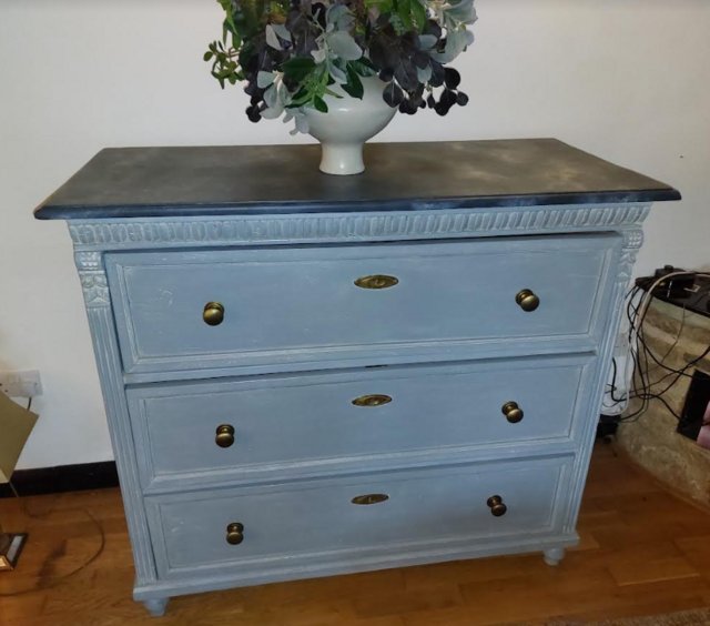 Preview of the first image of Pine Painted Chest of Drawers.