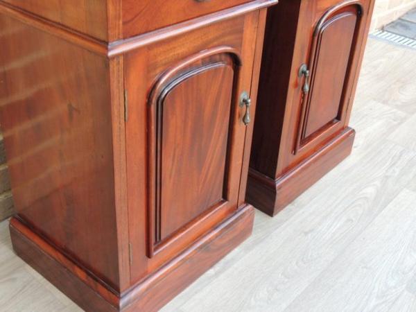 Image 11 of Pair of Mahogany Tall Bedside Cabinets (UK Delivery)