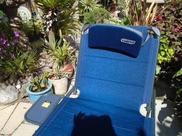Image 3 of GARDEN LOUNGER/CAMP BED - Quest Elite Ragley F1304 - AS NEW