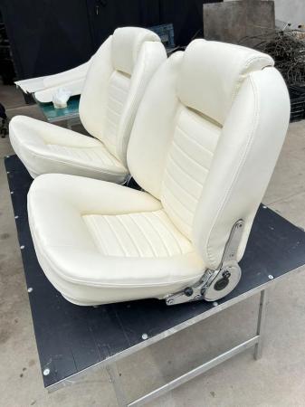 Image 2 of Front seats for Maserati Indy