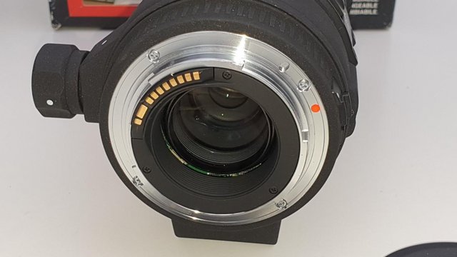 Image 3 of Sigma EX DG APO HSM Macro 150mm f/2.8 Lens Canon EF-mount
