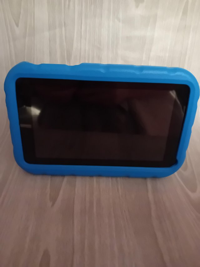 Preview of the first image of Kids 7 inch tablet blue.