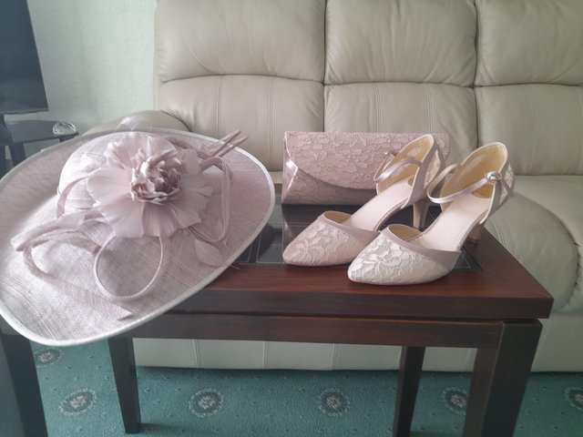 Preview of the first image of Wedding shoes bag and hatinator.