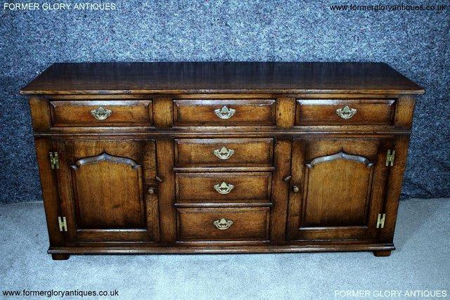 Image 105 of TITCHMARSH AND GOODWIN OAK DRESSER BASE SIDEBOARD HALL TABLE