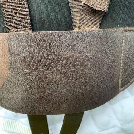 Image 4 of Wintec 16 inch dressage saddle