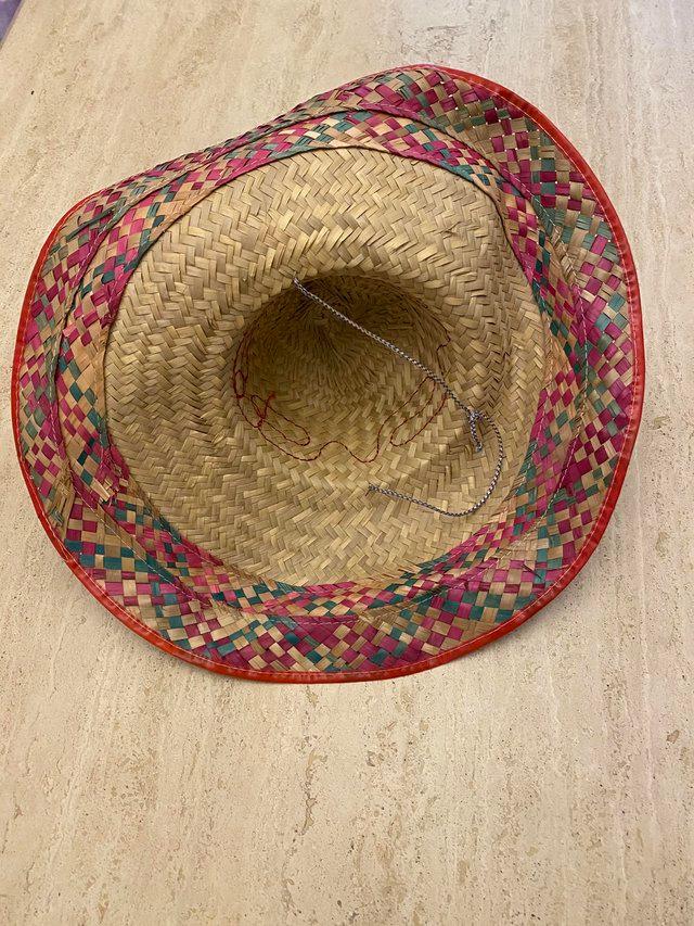 Preview of the first image of Mexican hat, £5 ONO, good condition.