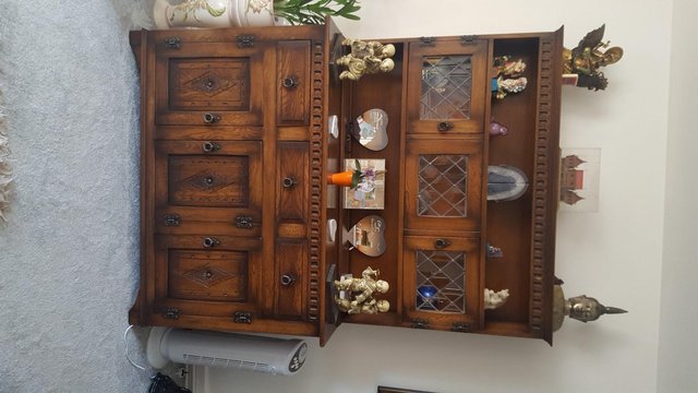 Image 1 of Beautiful Old Charm Oak Dresser