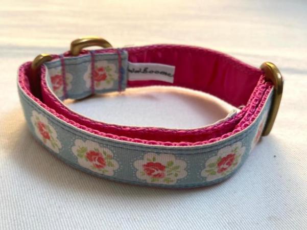 Image 2 of Dog Collar, medium size, fabric with brass fittings