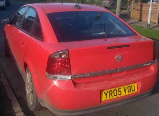 Image 3 of Vauxhall Vectra 1.9 car...