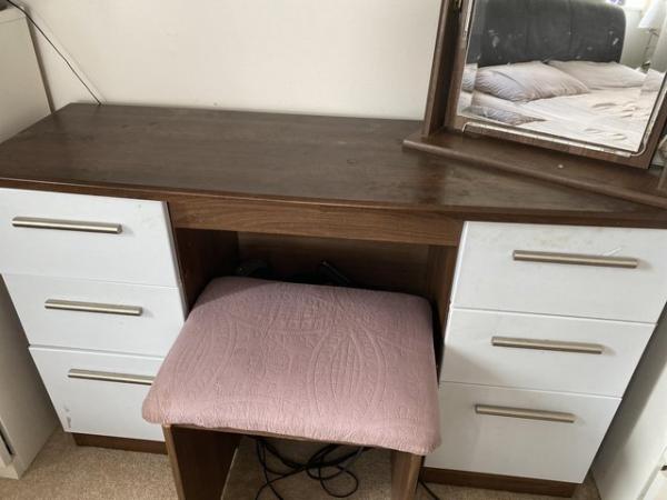 Image 3 of FREE bedside drawers and matching dressing table