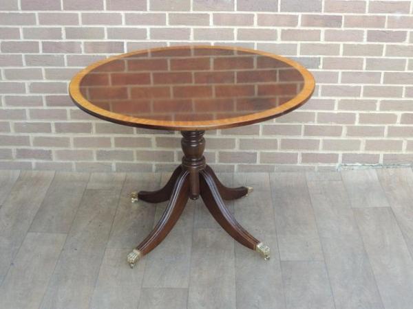 Image 3 of Mahogany Quality Foldable Centrepiece Table (UK Delivery)