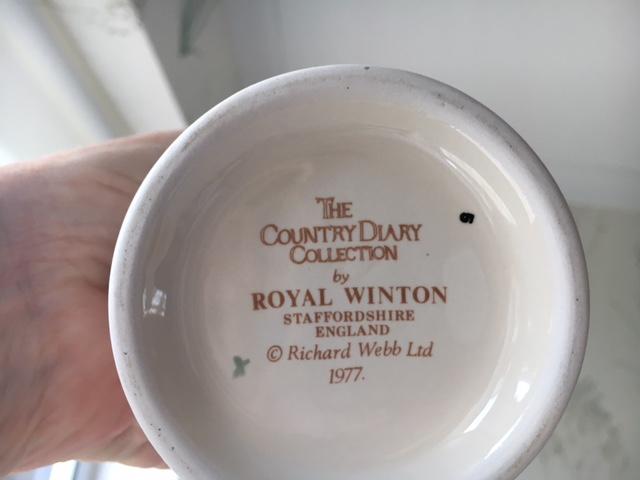 Vintage 1977 The Country Diary Collection Vase Royal Winton — photo 3 of 3