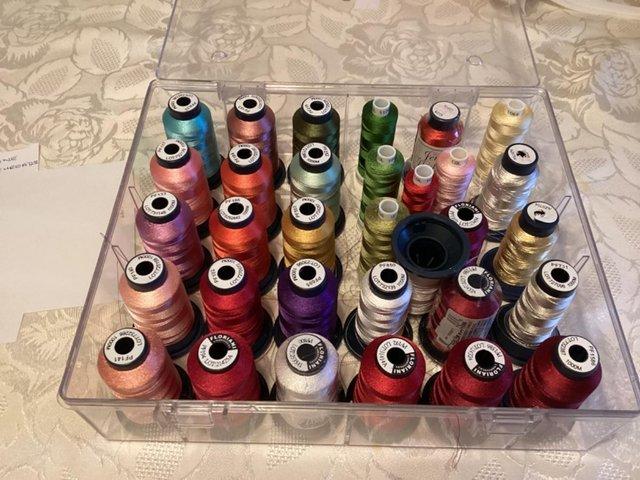 Preview of the first image of 32 reels Sewing machine threads.