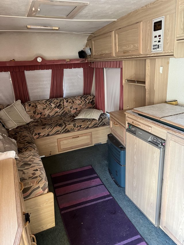 Preview of the first image of Luna 2000 Touring Caravan.