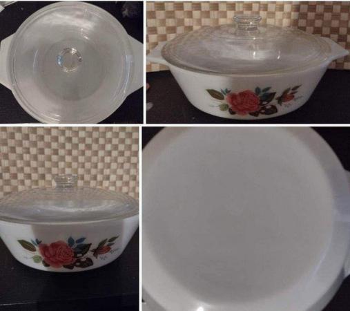 Image 1 of Pyrex cottage rose casserole dish with lid