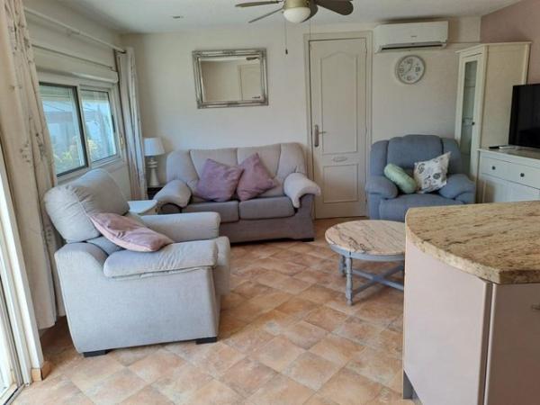 Image 2 of RS1723 A fantastic furnished Aitana Park Home