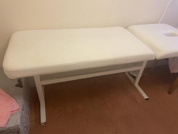 Image 2 of Beauty/massage bed, with or without cover
